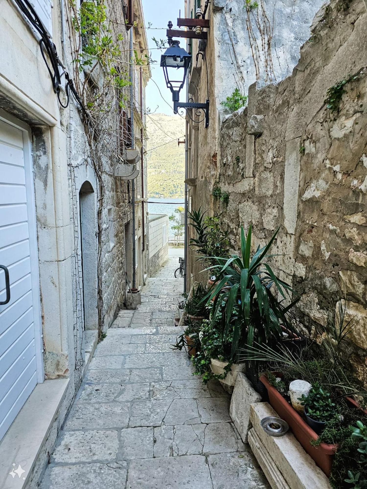 Apartment Kanavelic In Old Town Korcula Extérieur photo